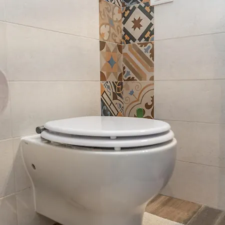 La Torretta - Luxury With Pool 폴리나노 아마레
